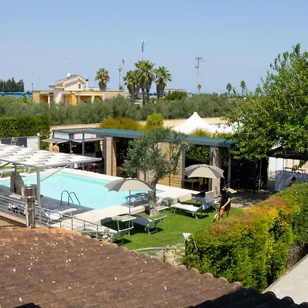 Giardini Di Marzo Lecce B&B-3